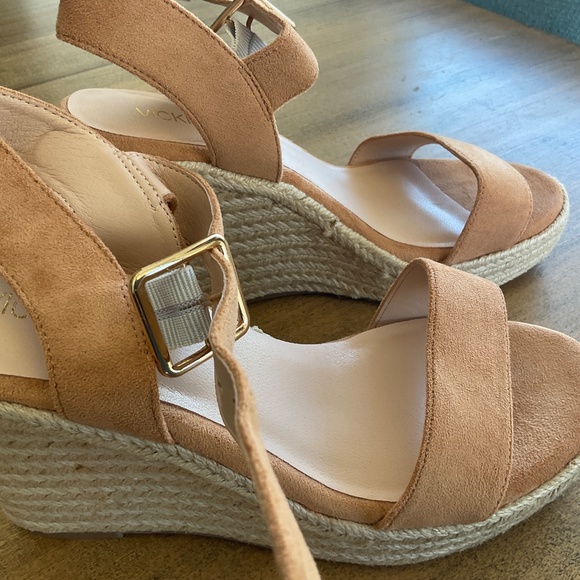 Women’s espadrilles - Picture 2 of 5